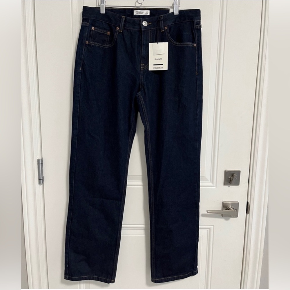 NWT - Pull & Bear Women’s Regular Straight Low Rise Jeans - Size 8, 10